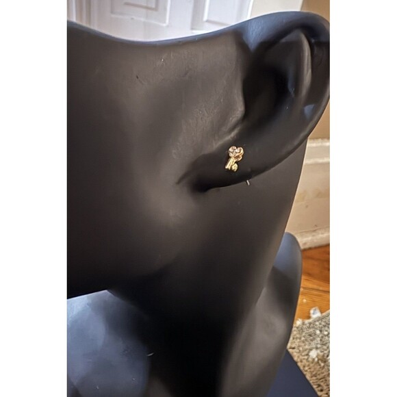 14K Gold Dainty Key Stud Earring Cubic Zirconia Heart - Picture 7 of 14